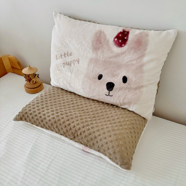 兒童雲感午睡枕