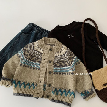 北歐幾何針織外套