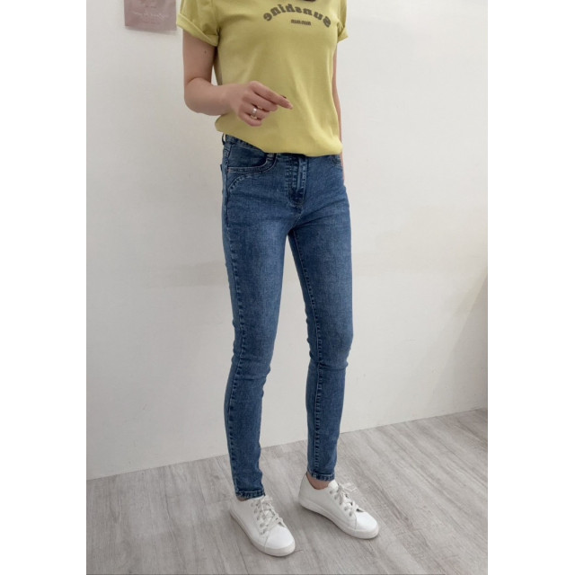顯腿直高彈力牛仔褲