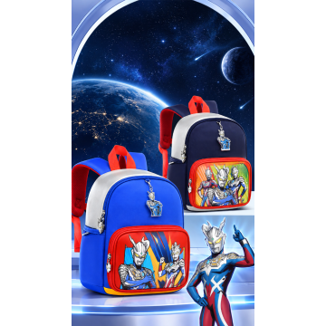 宇宙英雄撞色後背包