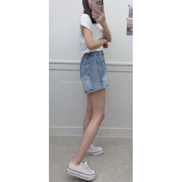 直立口袋顯瘦牛仔短褲
