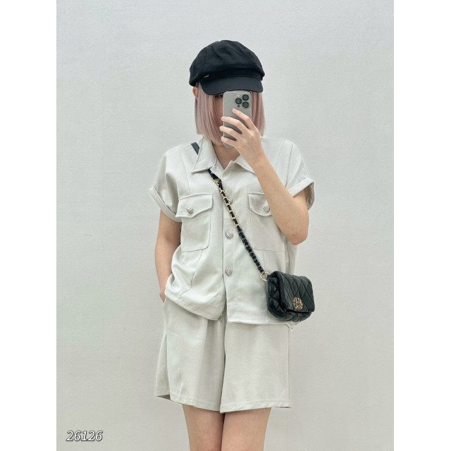 愛心釦翻領套裝