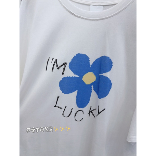 韓系花朵字母寬鬆大T