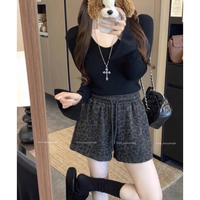 酷颯豹紋！韓版時髦高腰鬆緊抽繩修身顯瘦 A 字短褲