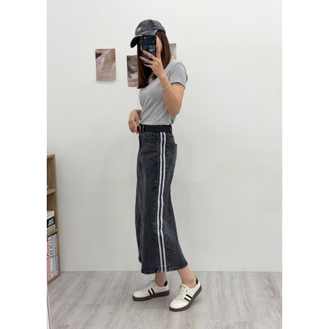 側條設計牛仔長裙