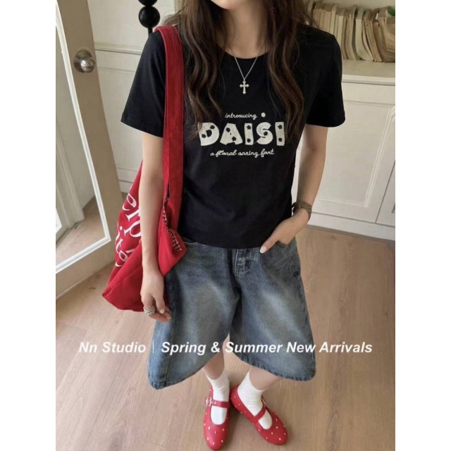 立體刺繡！韓系高工藝字母設計涼感奶油棉修身上衣