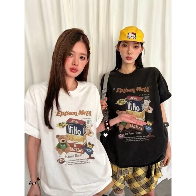 美翻小熊！韓系慵懶感字母塗鴉餅乾盒水洗棉寬鬆T