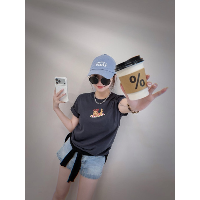 牛奶妹Peko醬美式復古柔感棉T
