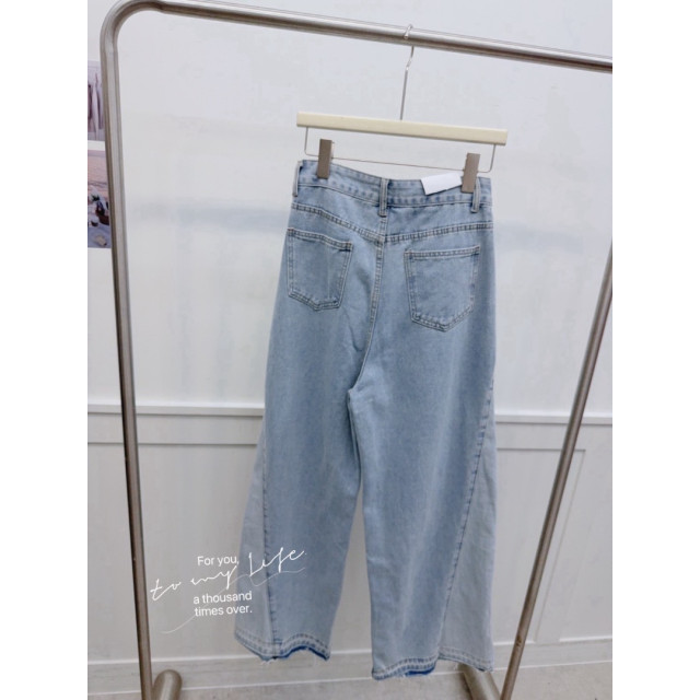 拼接刷色下鬚寬版牛仔長褲