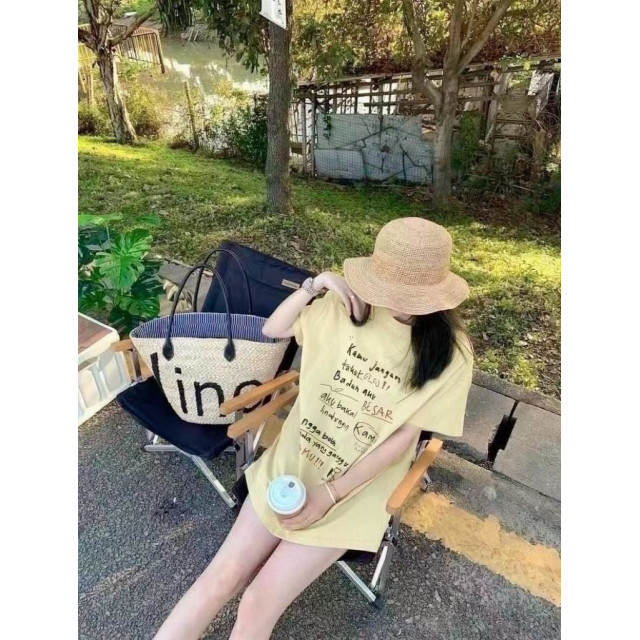 baby嫩黃隨手塗鴉T