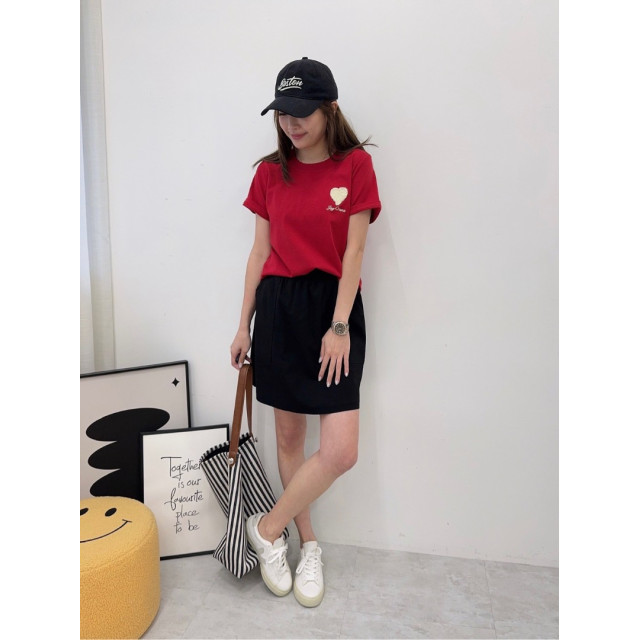 毛線繡愛心上衣