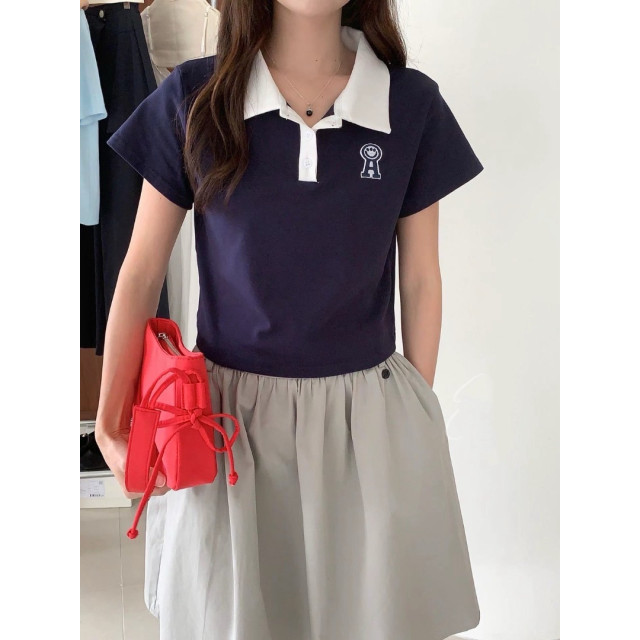 Polo領撞色刺繡短版上衣