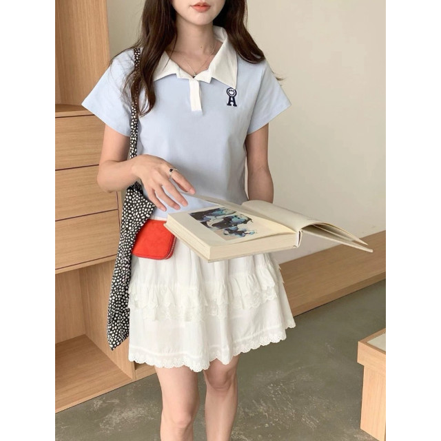Polo領撞色刺繡短版上衣
