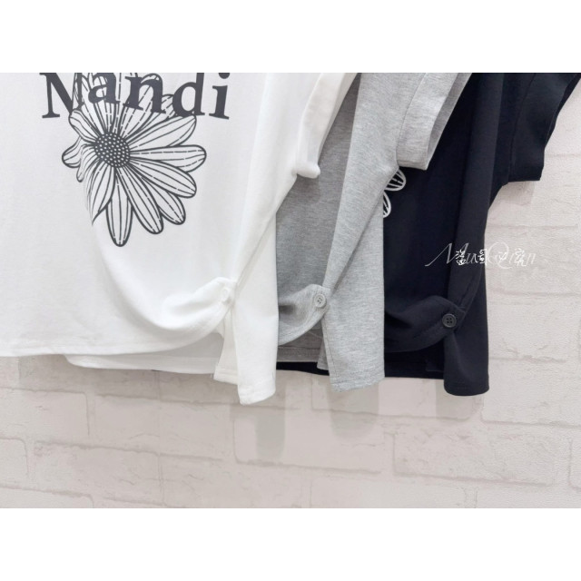 花語側釦造型棉Tee
