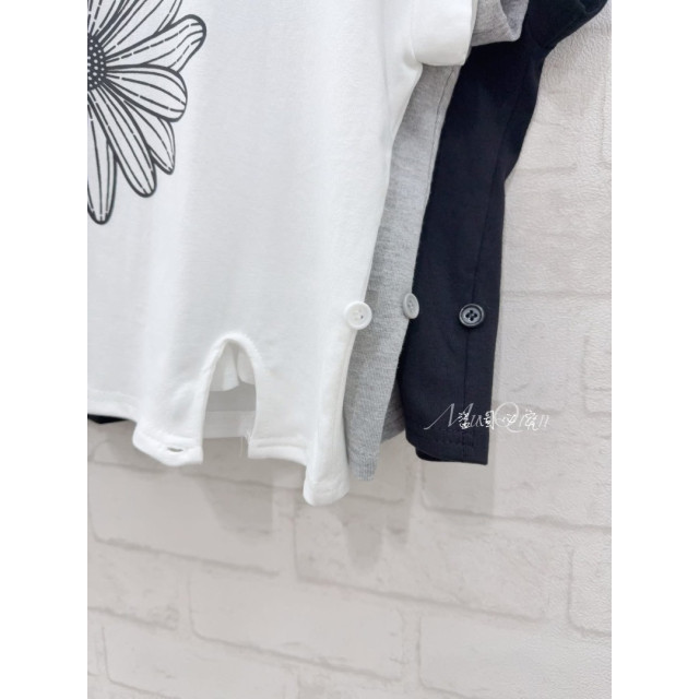 花語側釦造型棉Tee