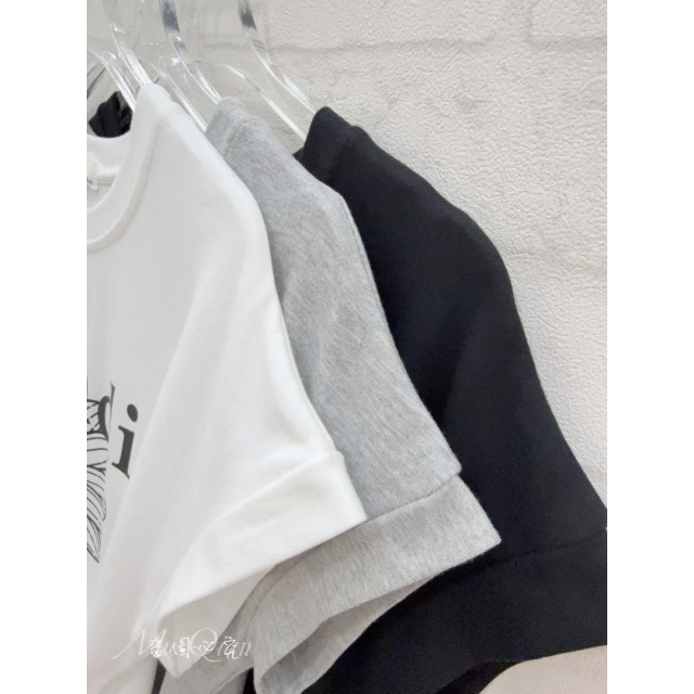 花語側釦造型棉Tee