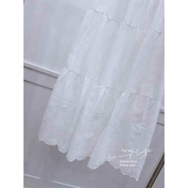 韓系鬆緊腰滿版刺繡小花蛋糕層長裙