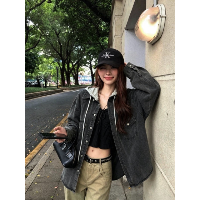 層次感拼接連帽牛仔外套