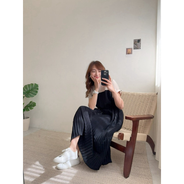 法式波浪拼色綁帶百褶洋裝