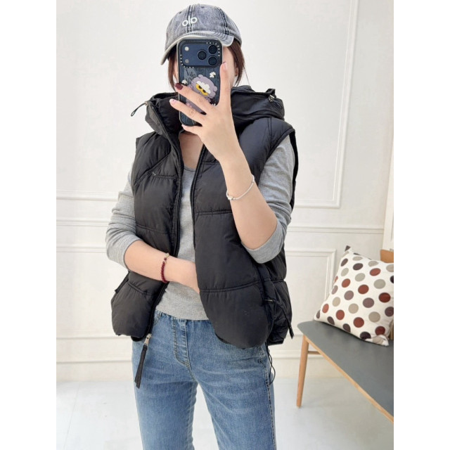 韓系減齡蓬鬆鋪棉抽繩連帽背心