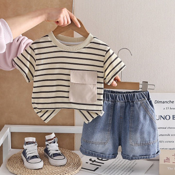 經典條紋口袋套裝