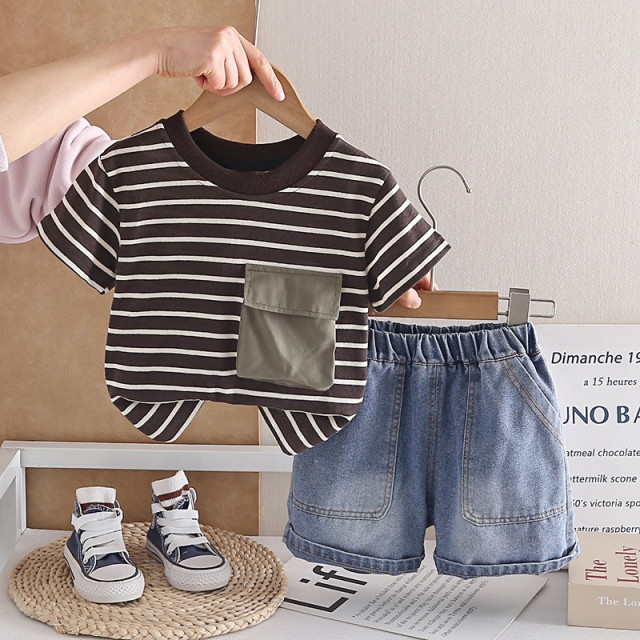 經典條紋口袋套裝