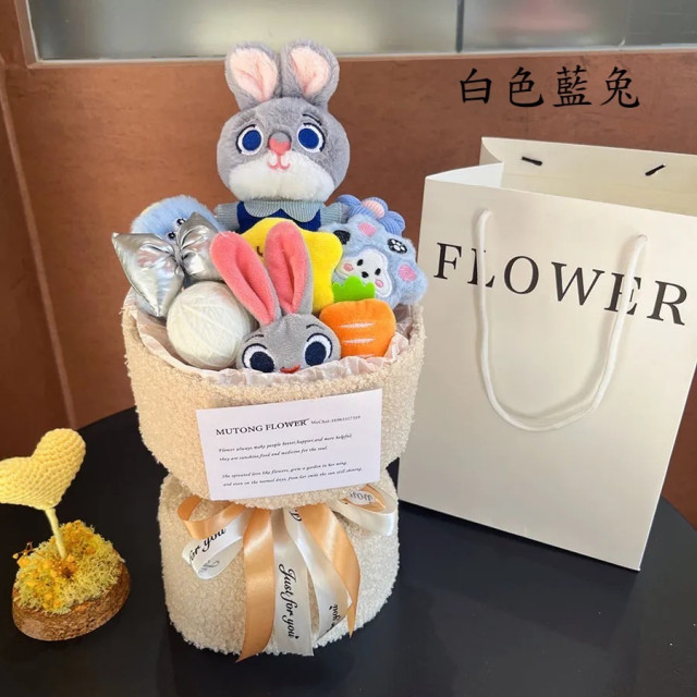 卡通玩偶畢業花束