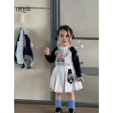 兔兔拼接蕾絲Ｔ