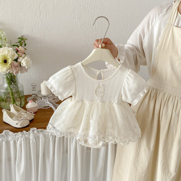 甜美蕾絲拼接連體衣