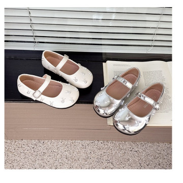 小兔珍珠小皮鞋